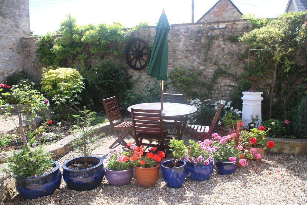 The Old Bakehouse Bed & Breakfast Colyton Екстериор снимка