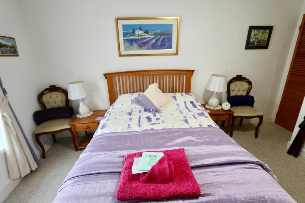 The Old Bakehouse Bed & Breakfast Colyton Екстериор снимка