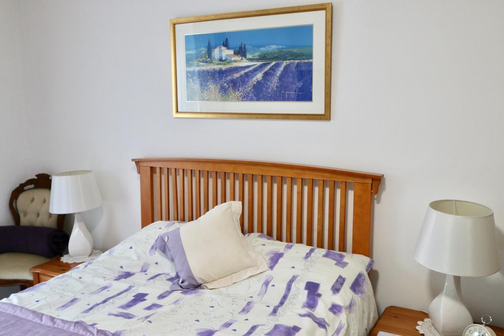 The Old Bakehouse Bed & Breakfast Colyton Екстериор снимка