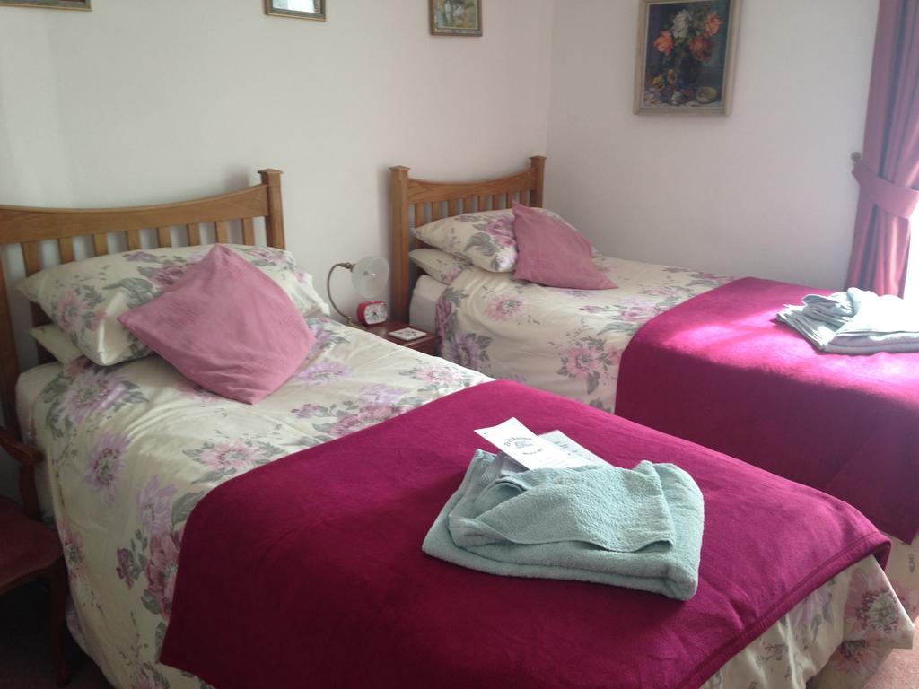 The Old Bakehouse Bed & Breakfast Colyton Екстериор снимка